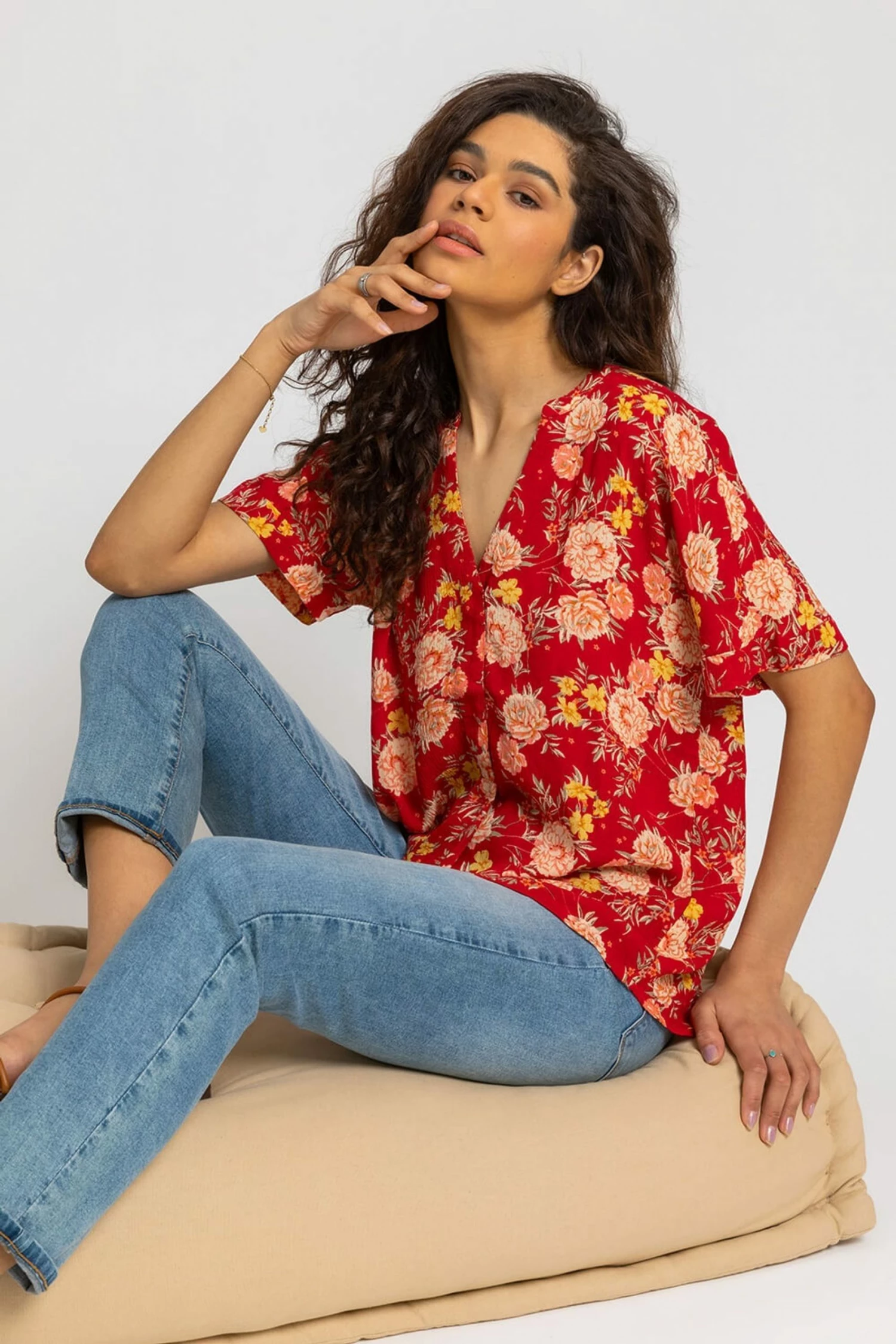 Roman Red Floral Print Textured V-Neck Top 7 Roman Red Floral Print Textured V-Neck Top - Image 5