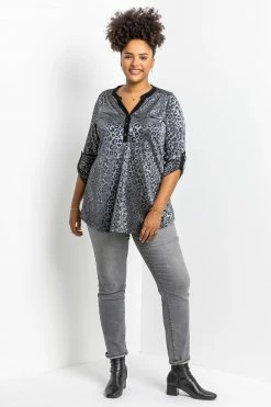 Roman Silver Curve Animal Print Jacquard Top 10 Roman Silver Curve Animal Print Jacquard Top -Roman Sales Shop unnamed file 6734