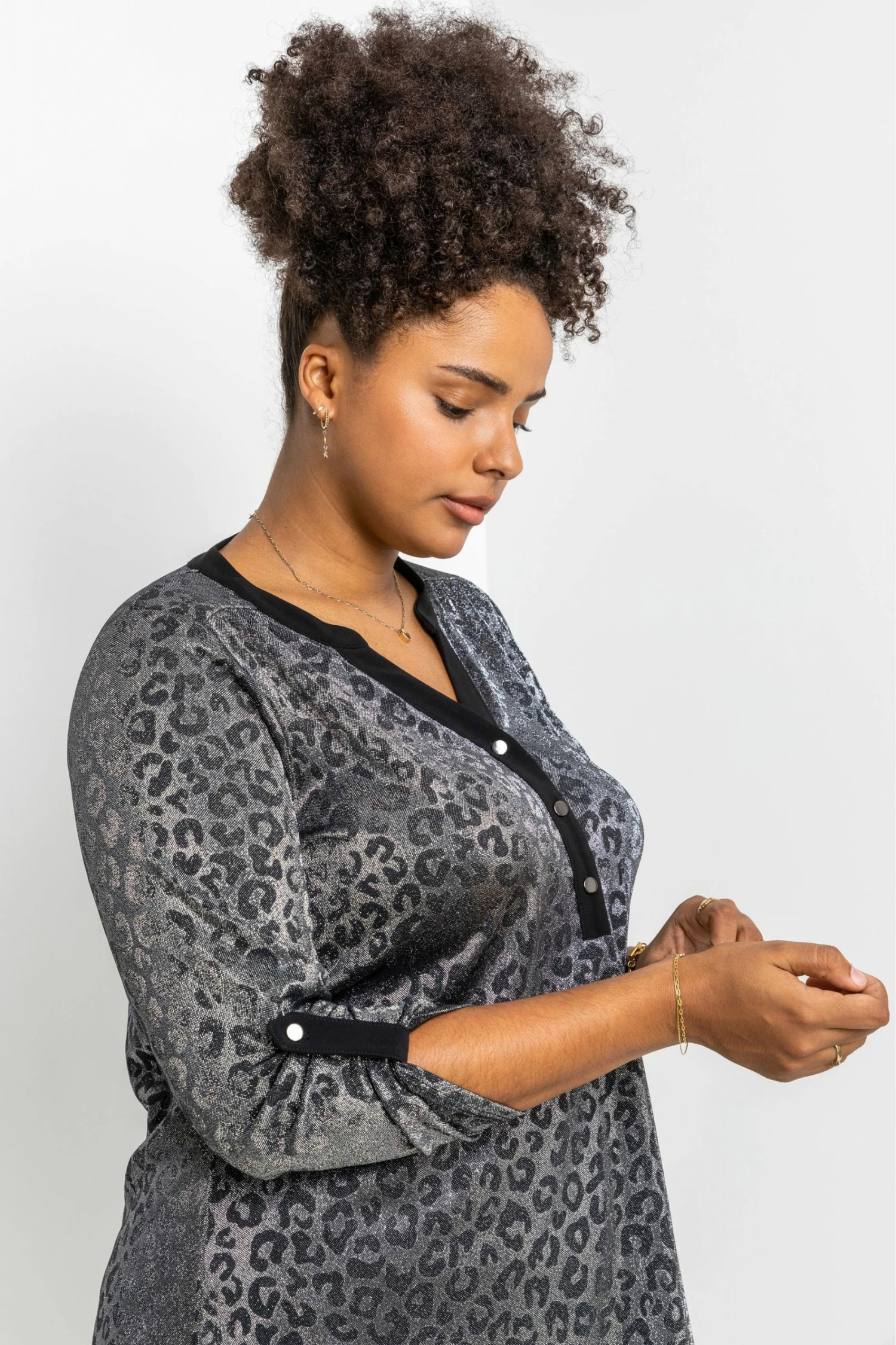 Roman Silver Curve Animal Print Jacquard Top 6 Roman Silver Curve Animal Print Jacquard Top - Image 4