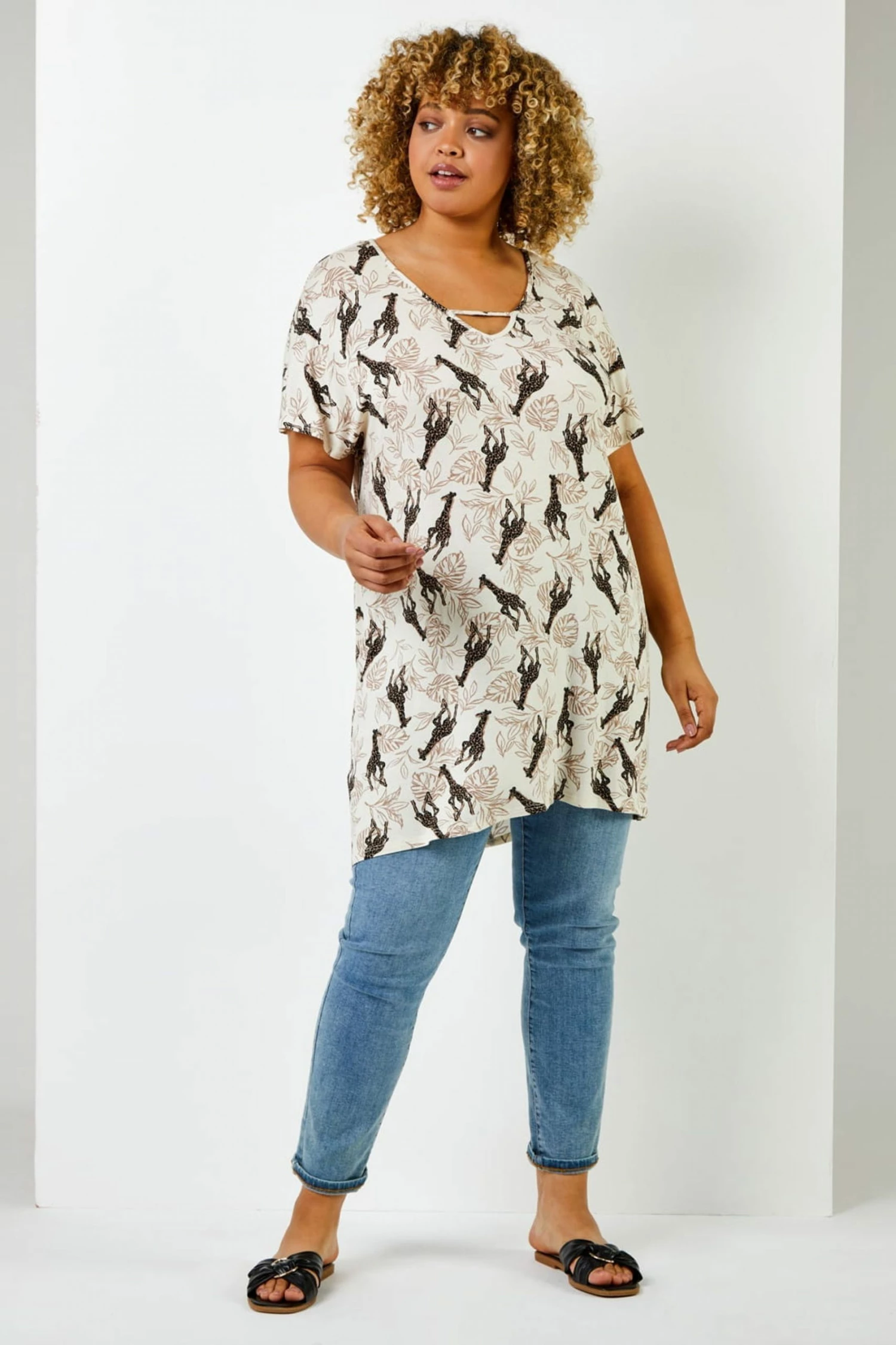 Roman Cream & Brown Curve Giraffe Print Cross Detail Top 5 Roman Cream & Brown Curve Giraffe Print Cross Detail Top - Image 3