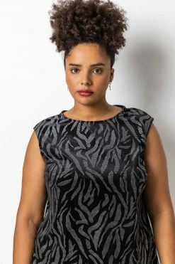 Roman Silver Curve Animal Print Velvet Top 11 Roman Silver Curve Animal Print Velvet Top -Roman Sales Shop unnamed file 7008