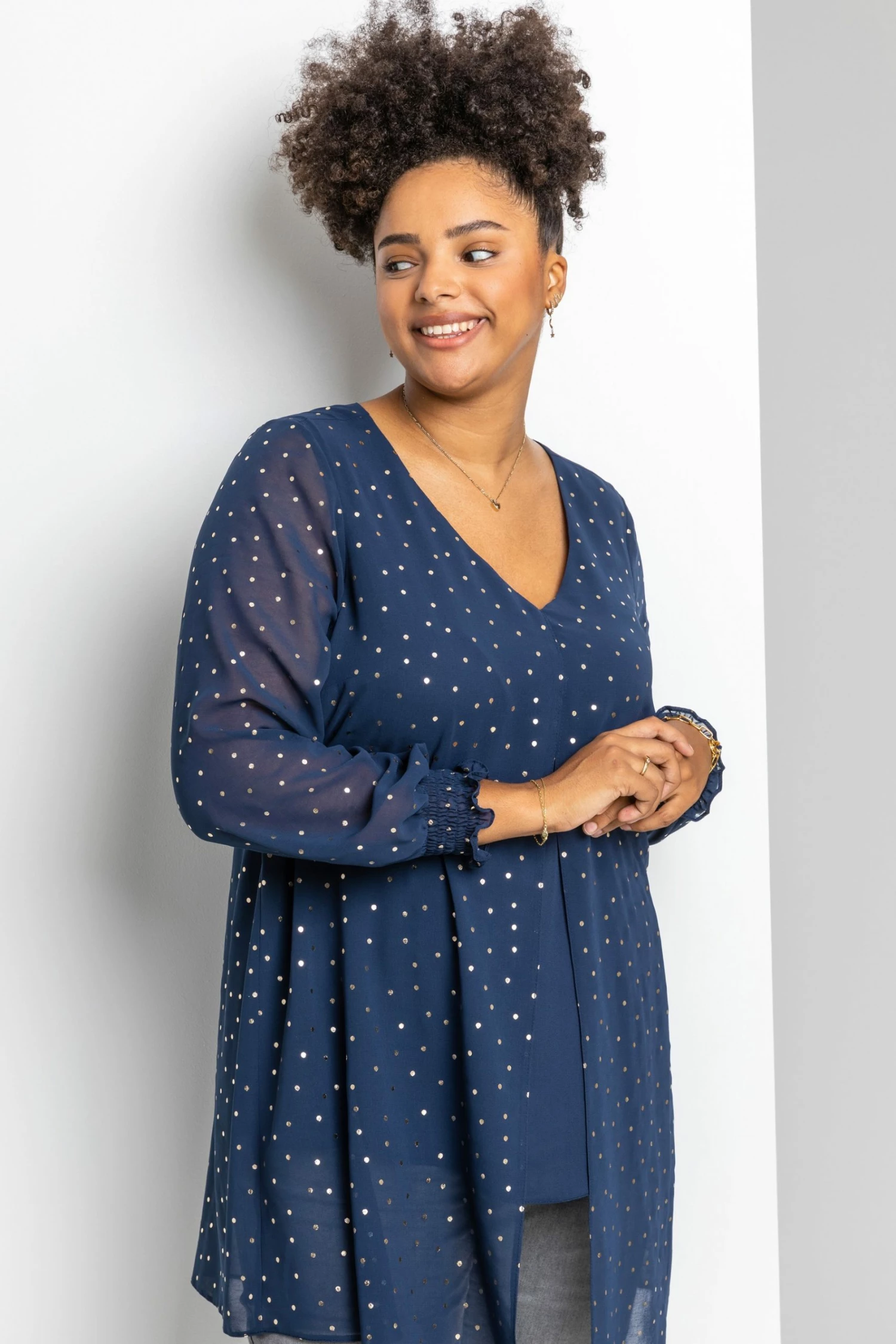 Roman Navy Curve Foil Spot Print Split Front Top 7 Roman Navy Curve Foil Spot Print Split Front Top - Image 5