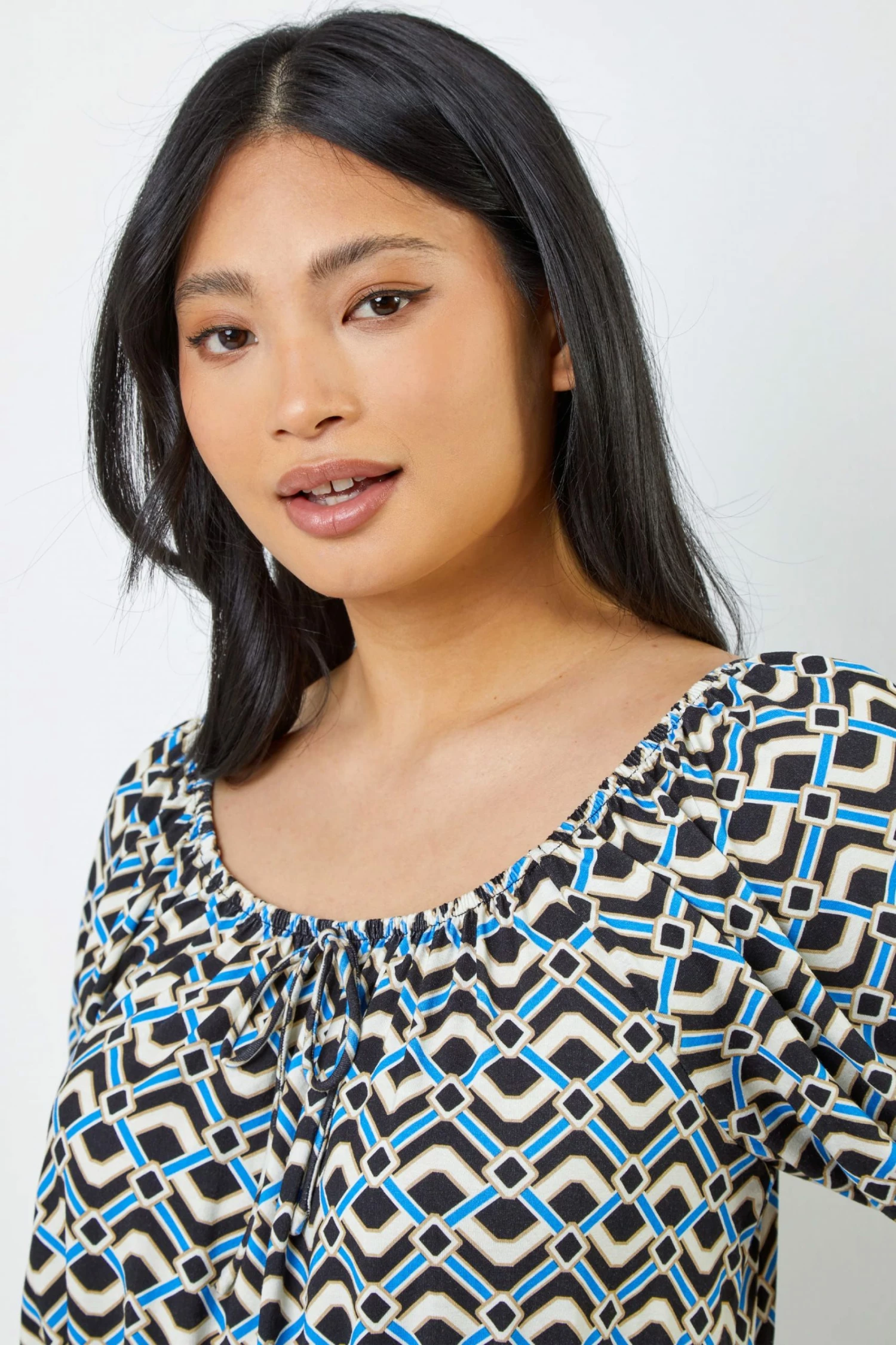 Roman Blue Petite Geo Print Shirred Waist Top 6 Roman Blue Petite Geo Print Shirred Waist Top - Image 4