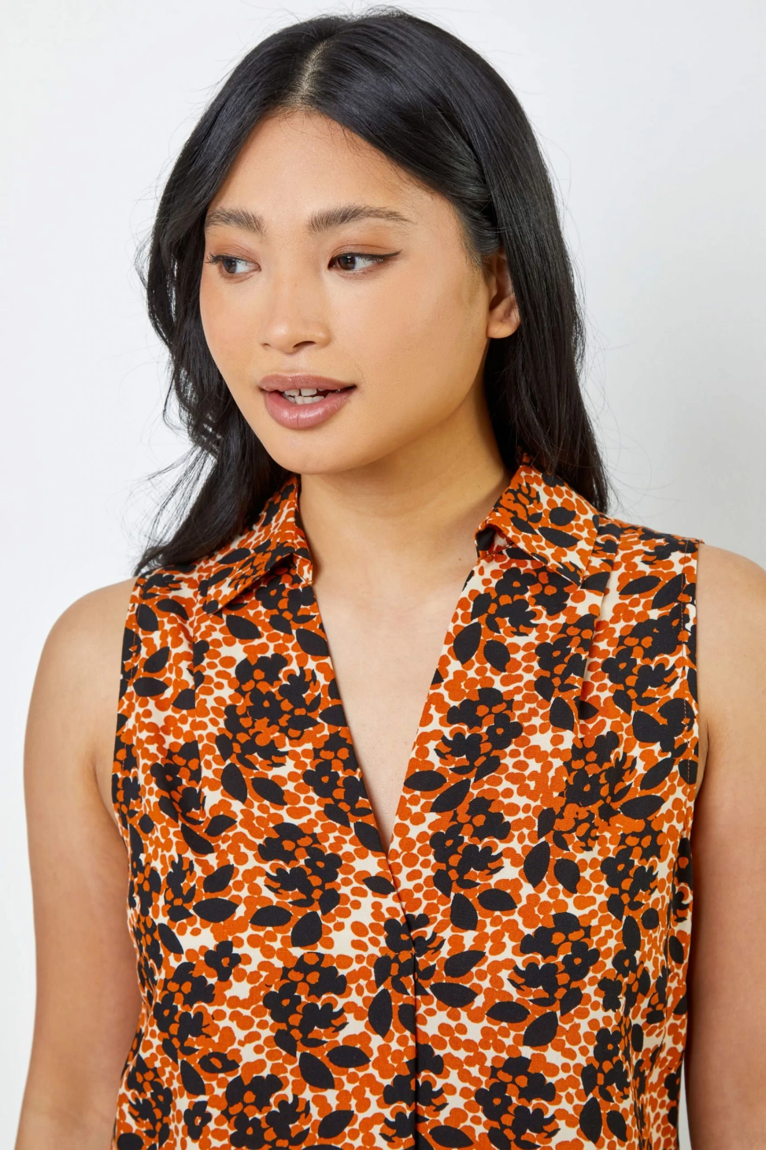 Roman Brown Petite Animal Print Shirt Collar Top 6 Roman Brown Petite Animal Print Shirt Collar Top - Image 4