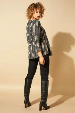 Roman Pink Originals Geometric Aztec Print Necklace Top 9 Roman Pink Originals Geometric Aztec Print Necklace Top -Roman Sales Shop unnamed file 7427