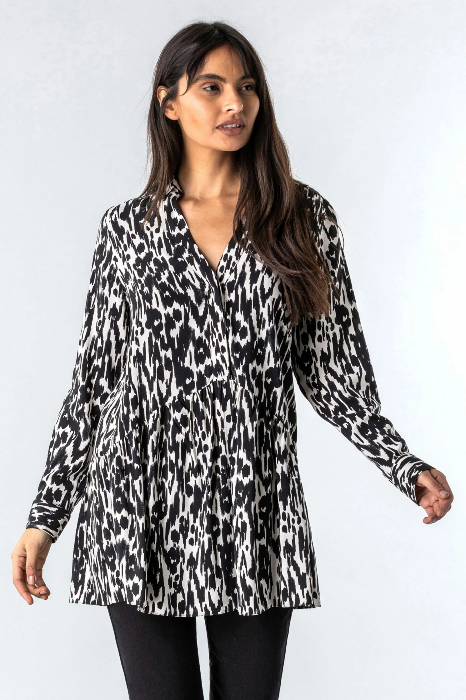 Roman Black Collared Animal Print Top 3 Roman Black Collared Animal Print Top