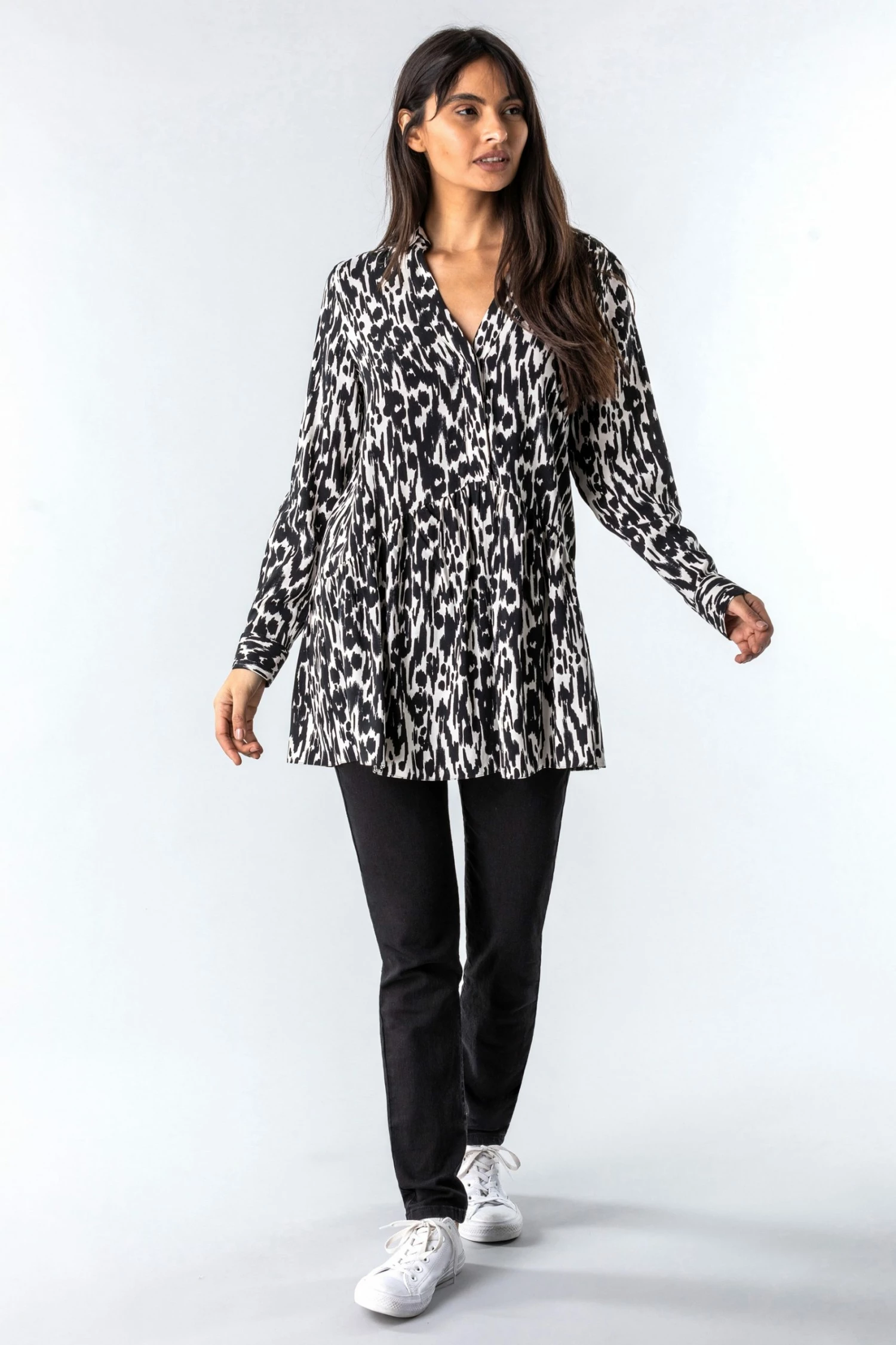 Roman Black Collared Animal Print Top 4 Roman Black Collared Animal Print Top - Image 2