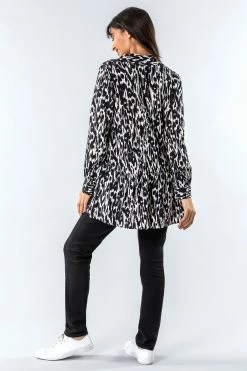 Roman Black Collared Animal Print Top 9 Roman Black Collared Animal Print Top -Roman Sales Shop unnamed file 7473