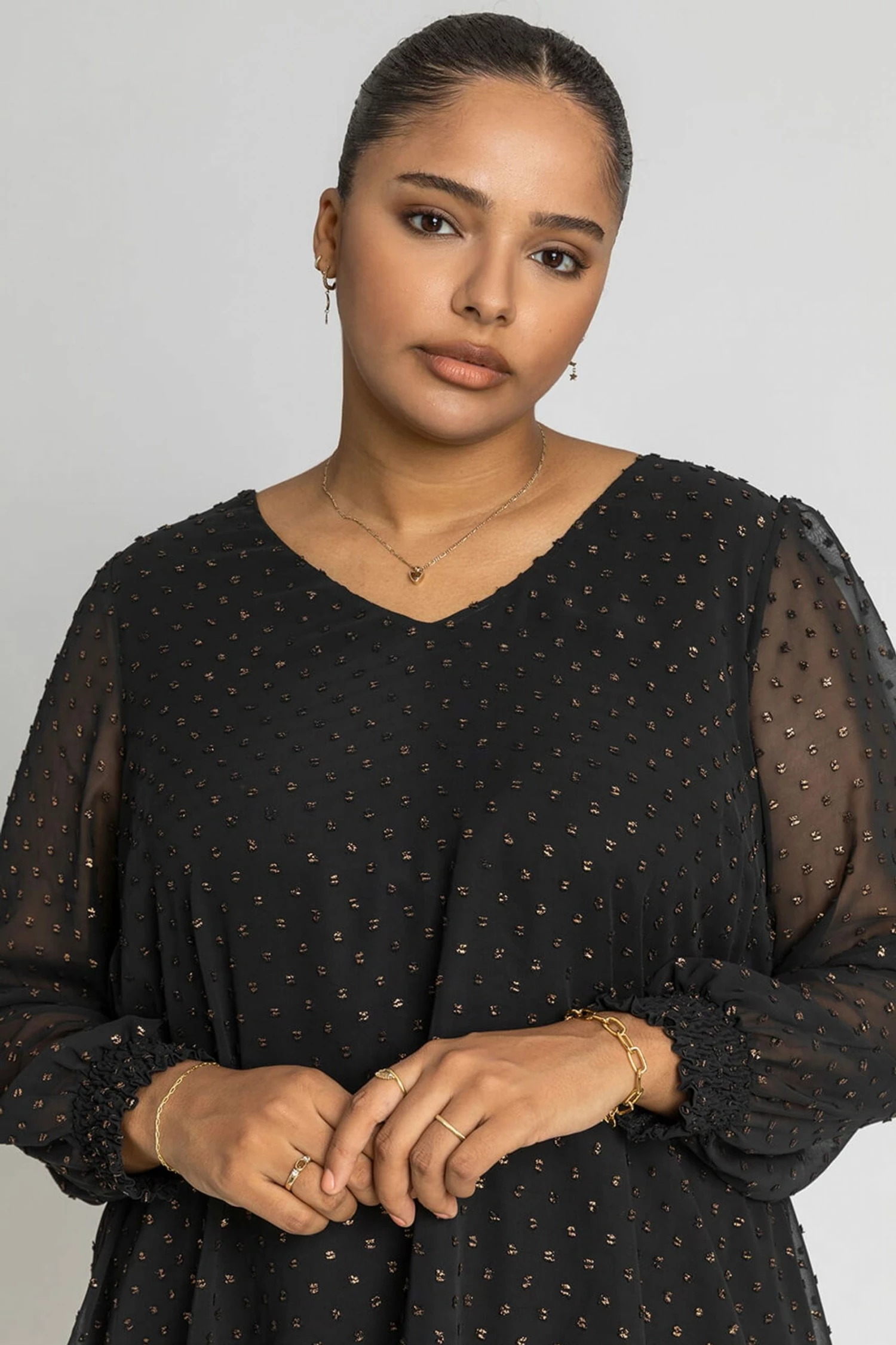 Roman Brown Curve Shimmer Dobby Spot Top 5 Roman Brown Curve Shimmer Dobby Spot Top - Image 3