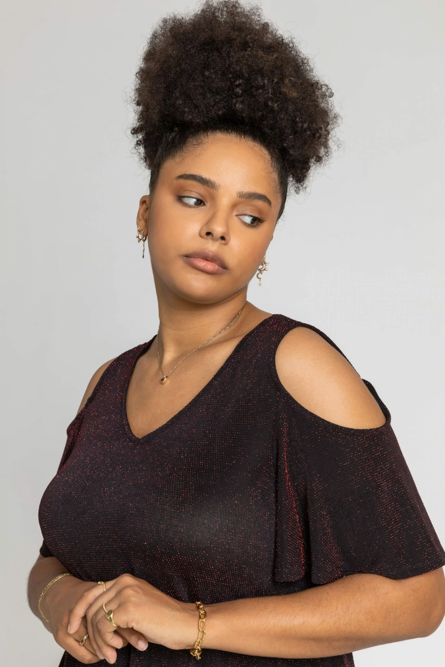 Roman Red Curve Cold Shoulder Shimmer Top 6 Roman Red Curve Cold Shoulder Shimmer Top - Image 4