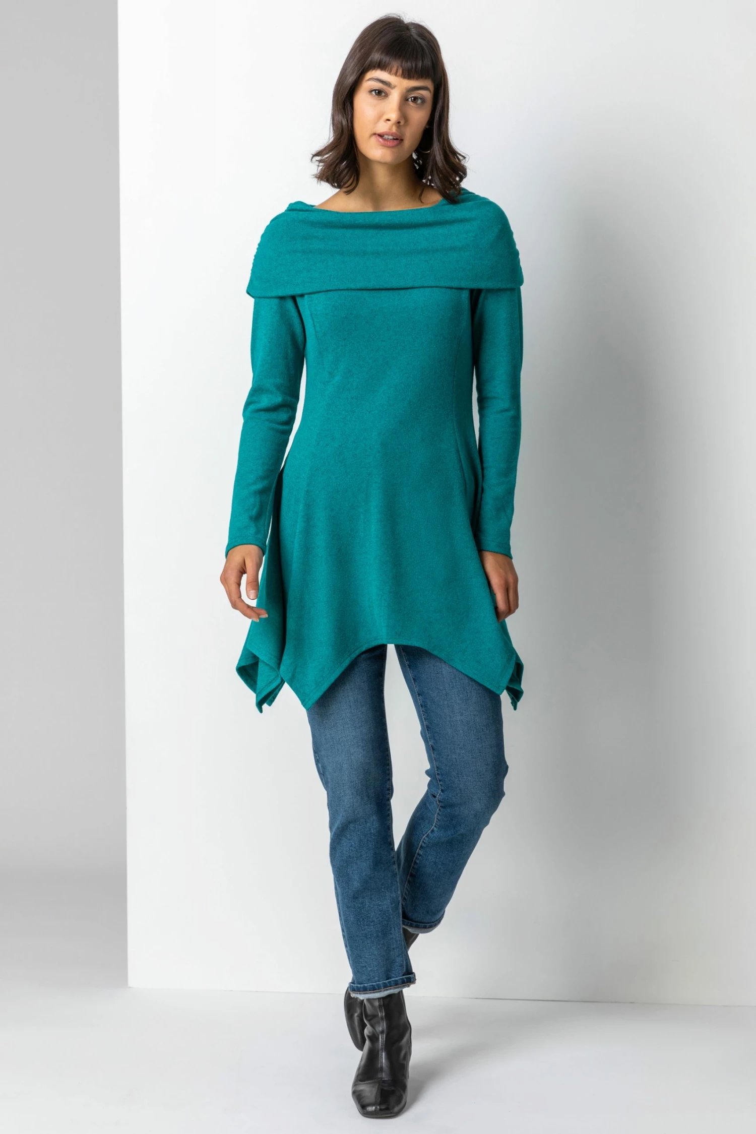 Roman Green Longline Bardot Hanky Hem Top 5 Roman Green Longline Bardot Hanky Hem Top - Image 3