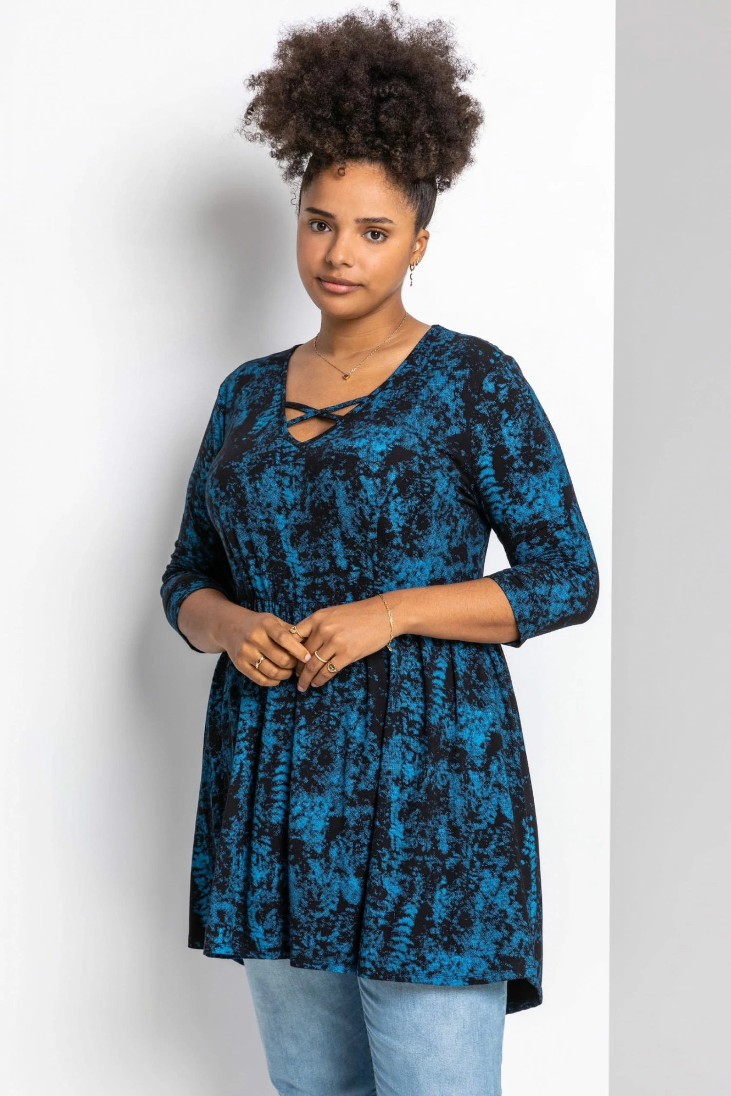 Roman Blue Curve Abstract Print Cross Detail Top 3 Roman Blue Curve Abstract Print Cross Detail Top