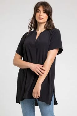 Roman Black Curve Curve Pleat Detail Tunic Top