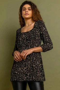 Roman Amber Gathered Front Detail Top 15 Roman Amber Gathered Front Detail Top -Roman Sales Shop unnamed file 8392