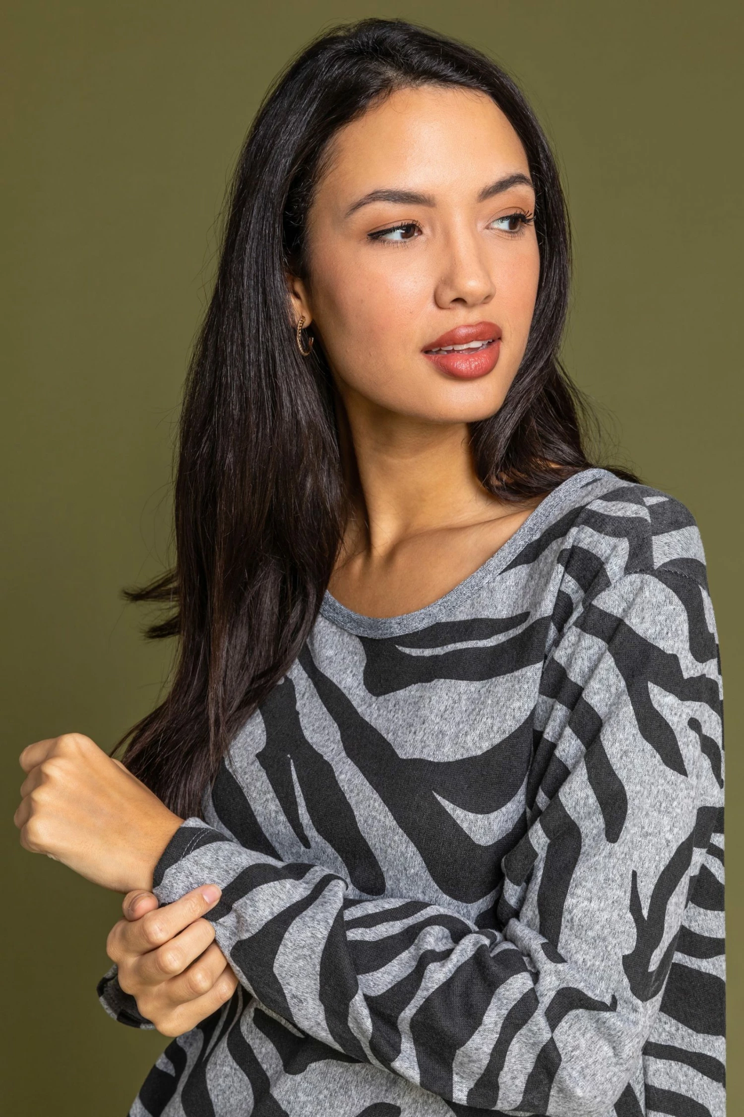 Roman Grey Animal Print Contrast Hem Tunic 6 Roman Grey Animal Print Contrast Hem Tunic - Image 4