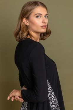 Roman Black Glitter Animal Print Dipped Hem Top 10 Roman Black Glitter Animal Print Dipped Hem Top -Roman Sales Shop unnamed file 8469