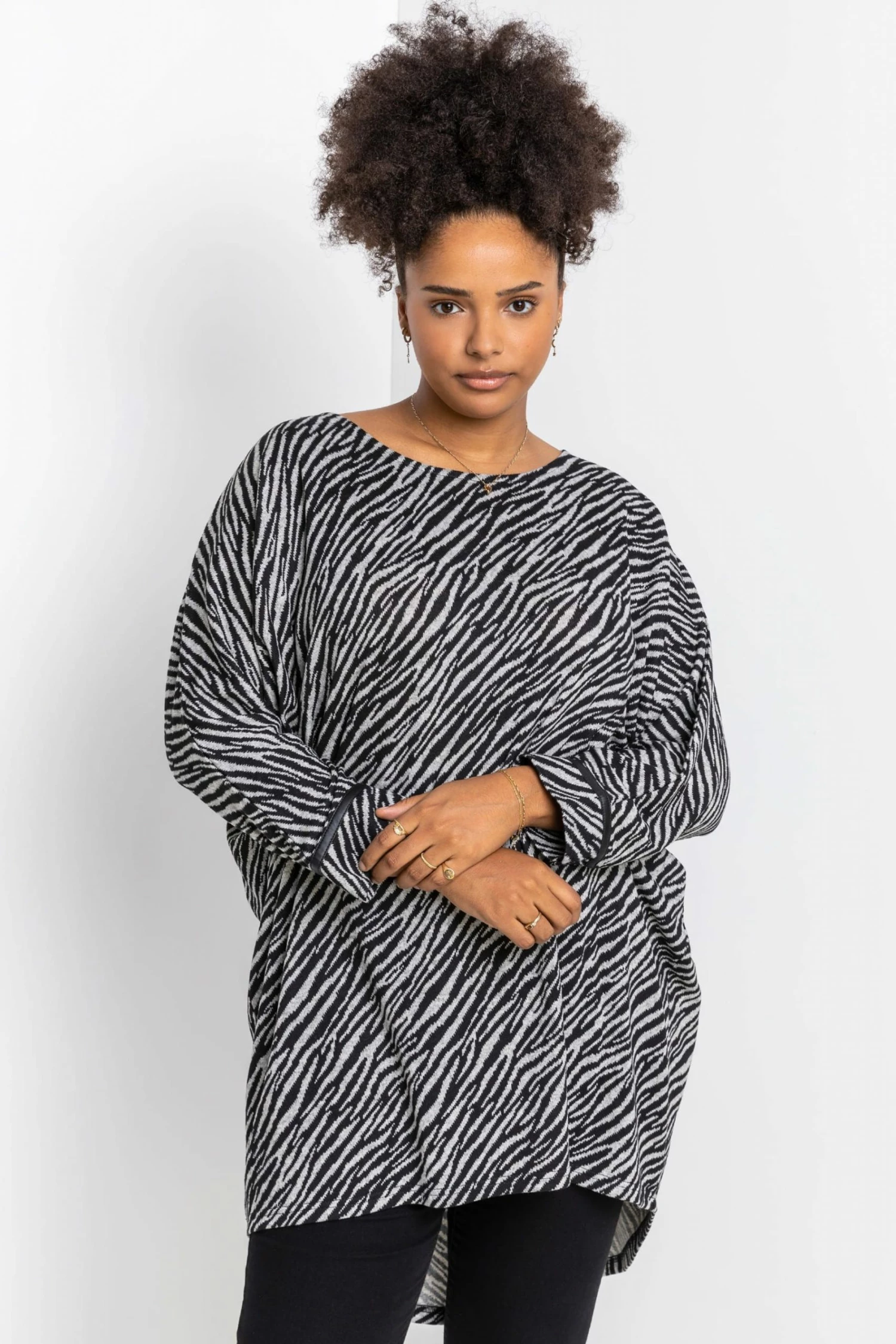 Roman Grey Curve Zebra Print Longline Top 3 Roman Grey Curve Zebra Print Longline Top
