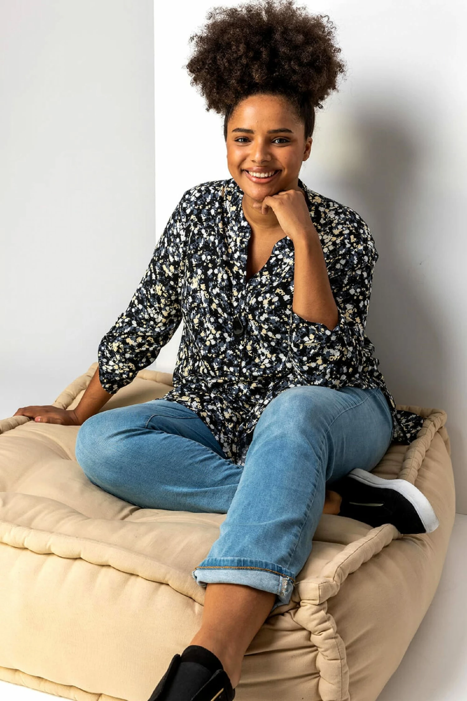 Roman Black Curve Abstract Floral Print Tunic Top 6 Roman Black Curve Abstract Floral Print Tunic Top - Image 4