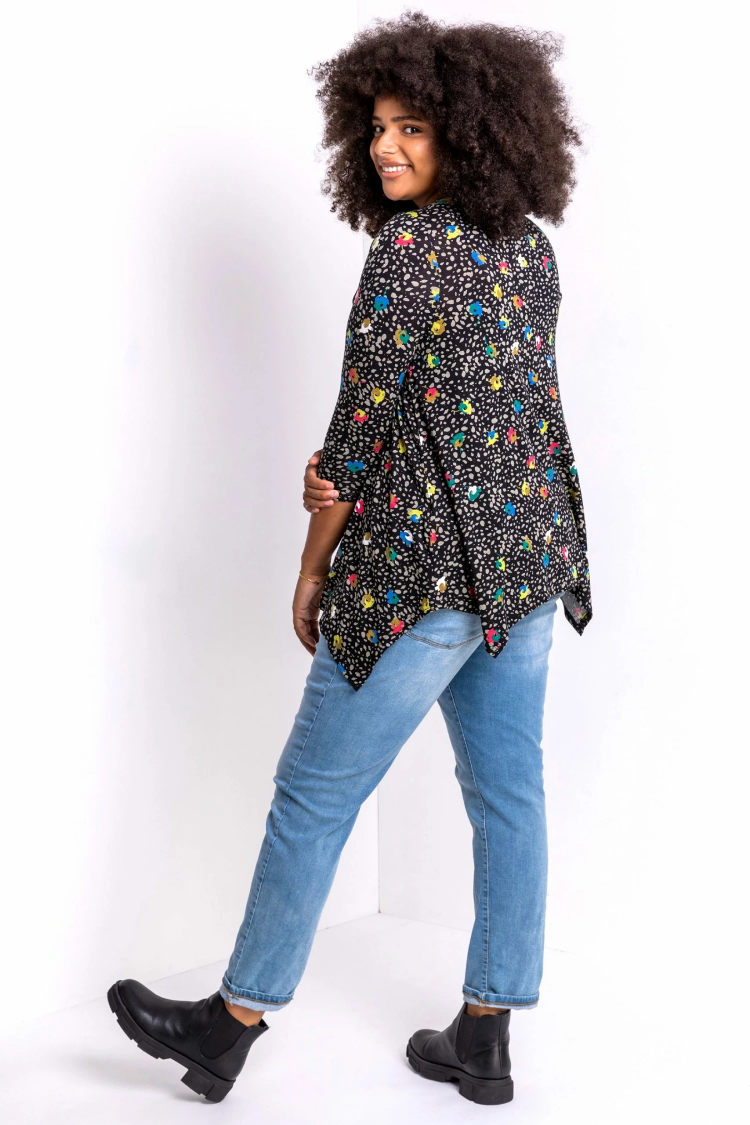 Roman Black Curve Abstract Floral Hanky Hem Top 5 Roman Black Curve Abstract Floral Hanky Hem Top - Image 3