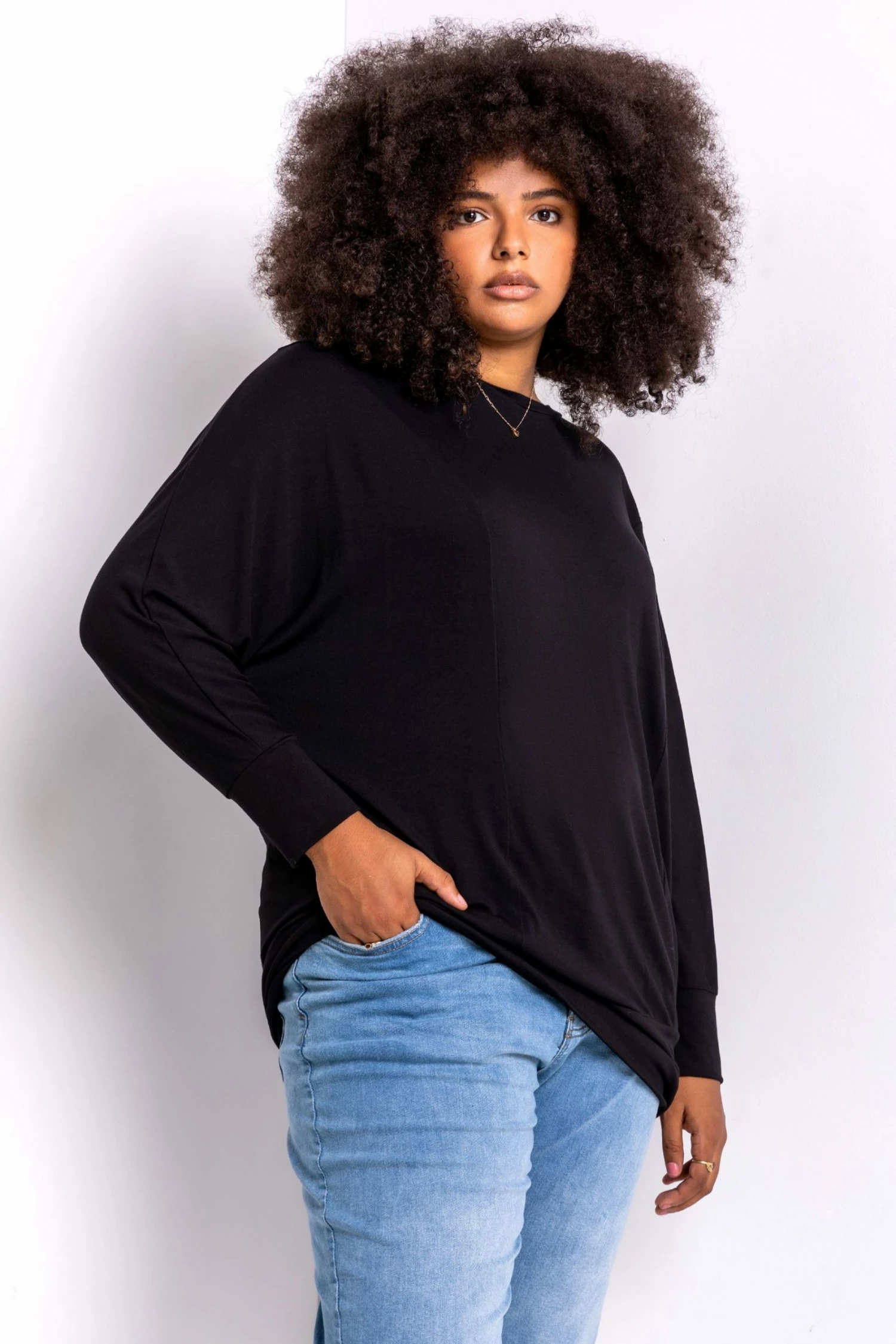 Roman Black Curve Crew Neck Long Sleeve Top 3 Roman Black Curve Crew Neck Long Sleeve Top