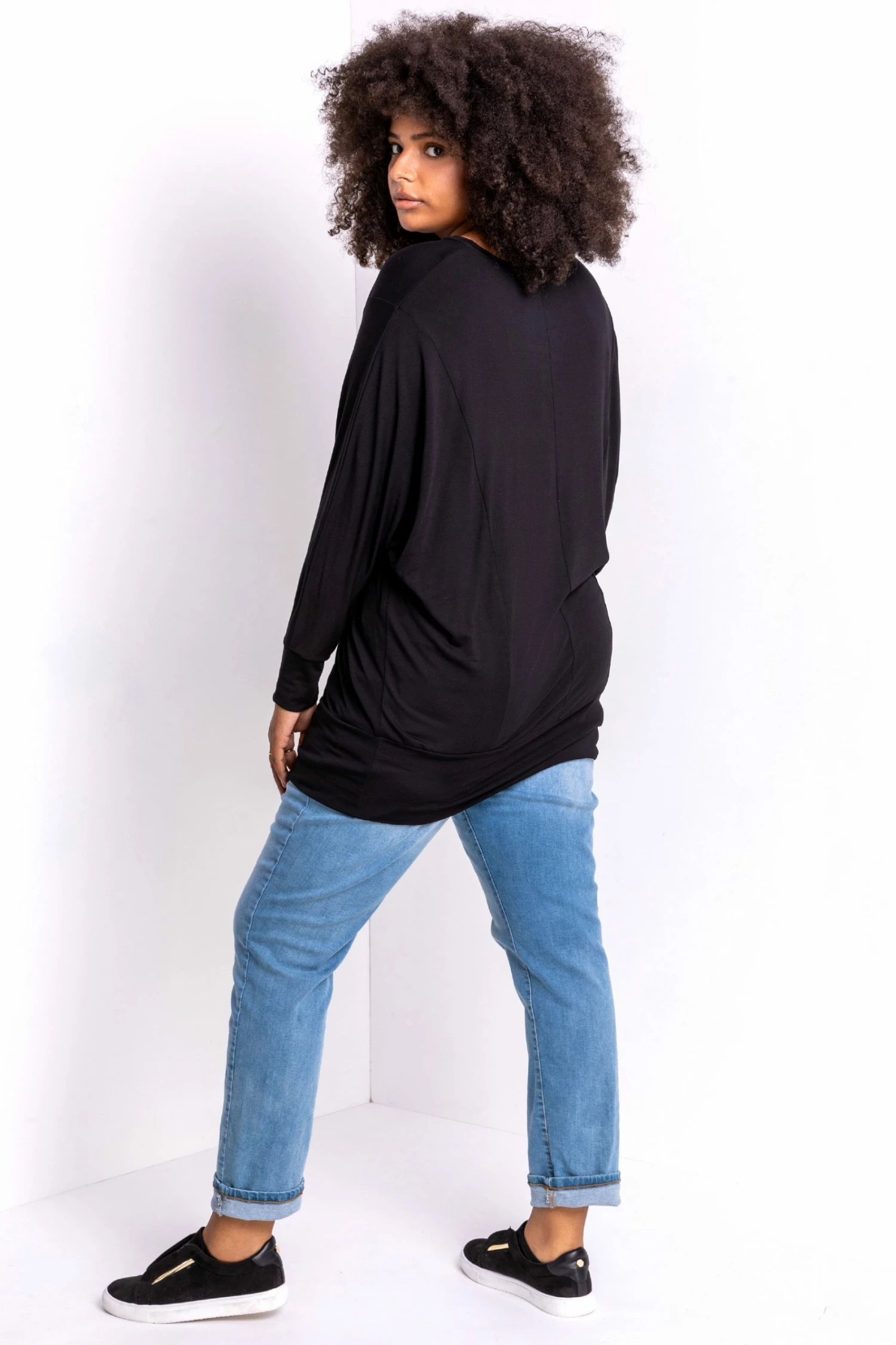 Roman Black Curve Crew Neck Long Sleeve Top 5 Roman Black Curve Crew Neck Long Sleeve Top - Image 3