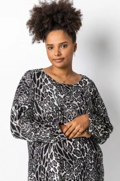 Roman Grey Curve Animal Print Drop Hem Top 10 Roman Grey Curve Animal Print Drop Hem Top -Roman Sales Shop unnamed file 8715