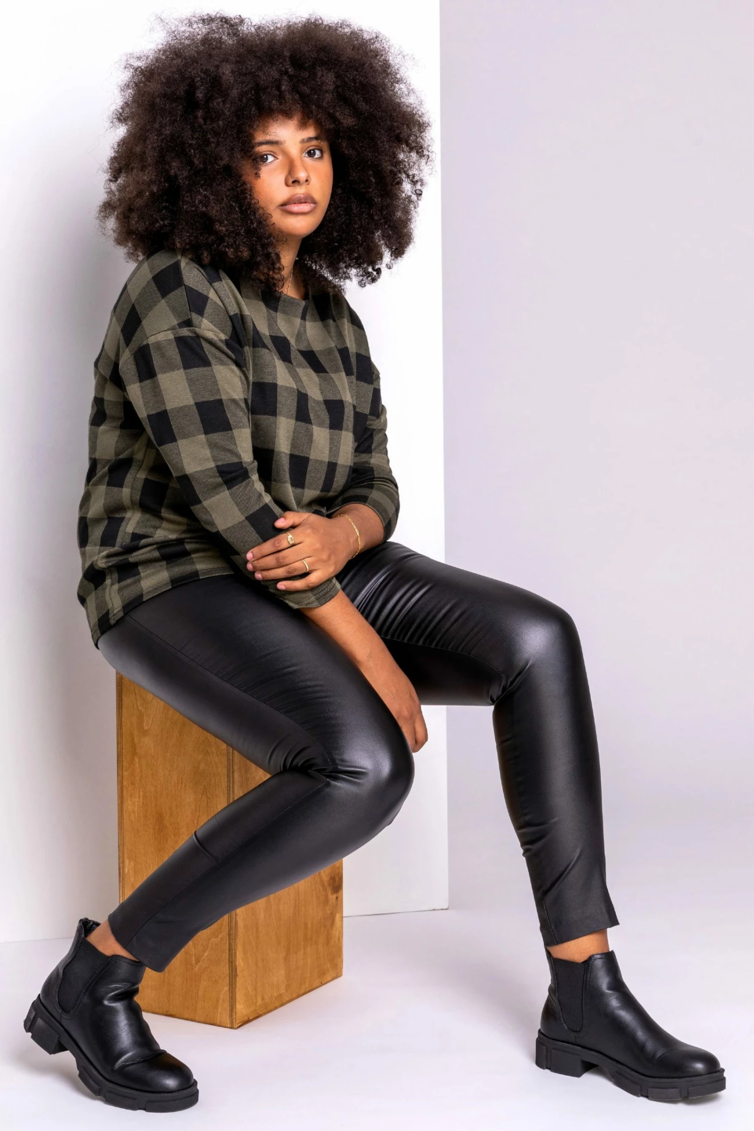 Roman Green Curve Check Print Long Sleeve Top 4 Roman Green Curve Check Print Long Sleeve Top - Image 2