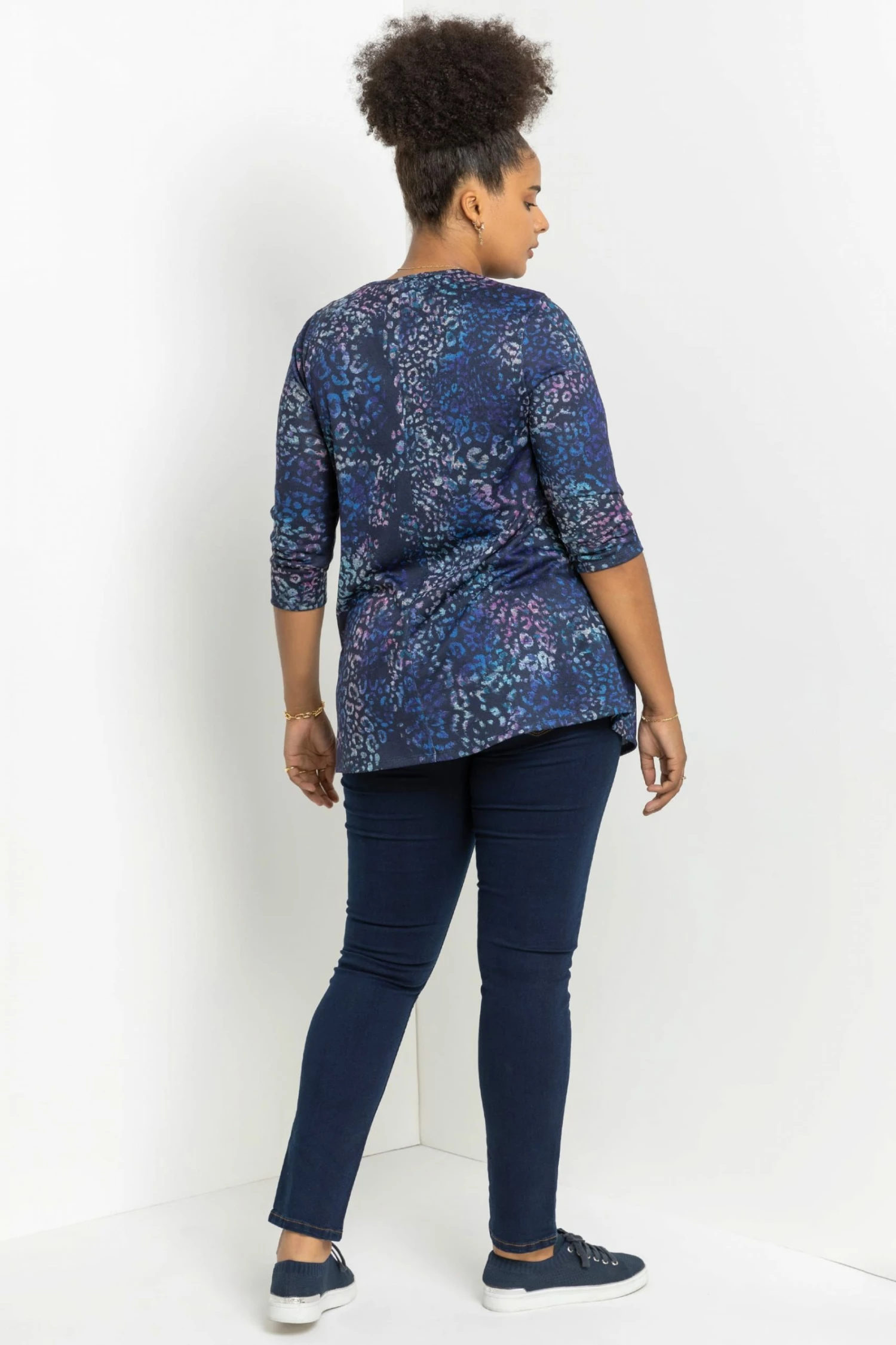 Roman Blue Curve Animal Print Pocket Top 4 Roman Blue Curve Animal Print Pocket Top - Image 2