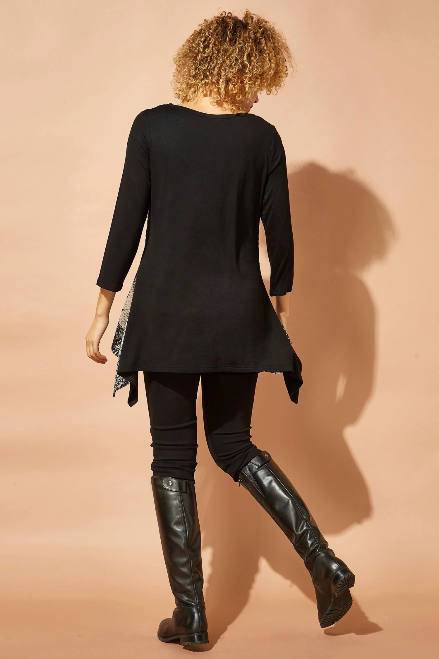 Roman Black Abstract Print Hanky Hem Top 5 Roman Black Abstract Print Hanky Hem Top - Image 3