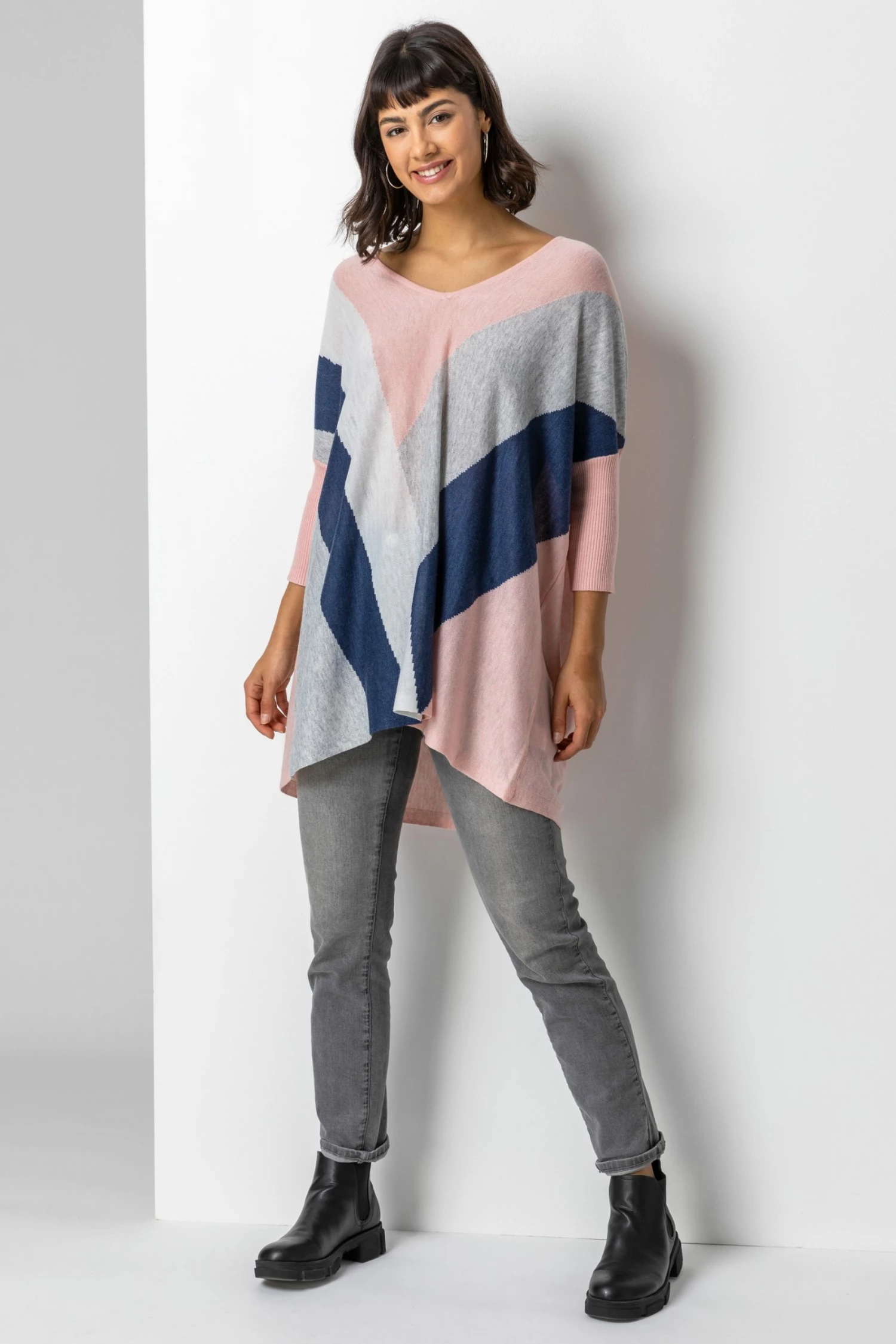 Roman Pink Oversized Colourblock Longline Jumper 4 Roman Pink Oversized Colourblock Longline Jumper - Image 2