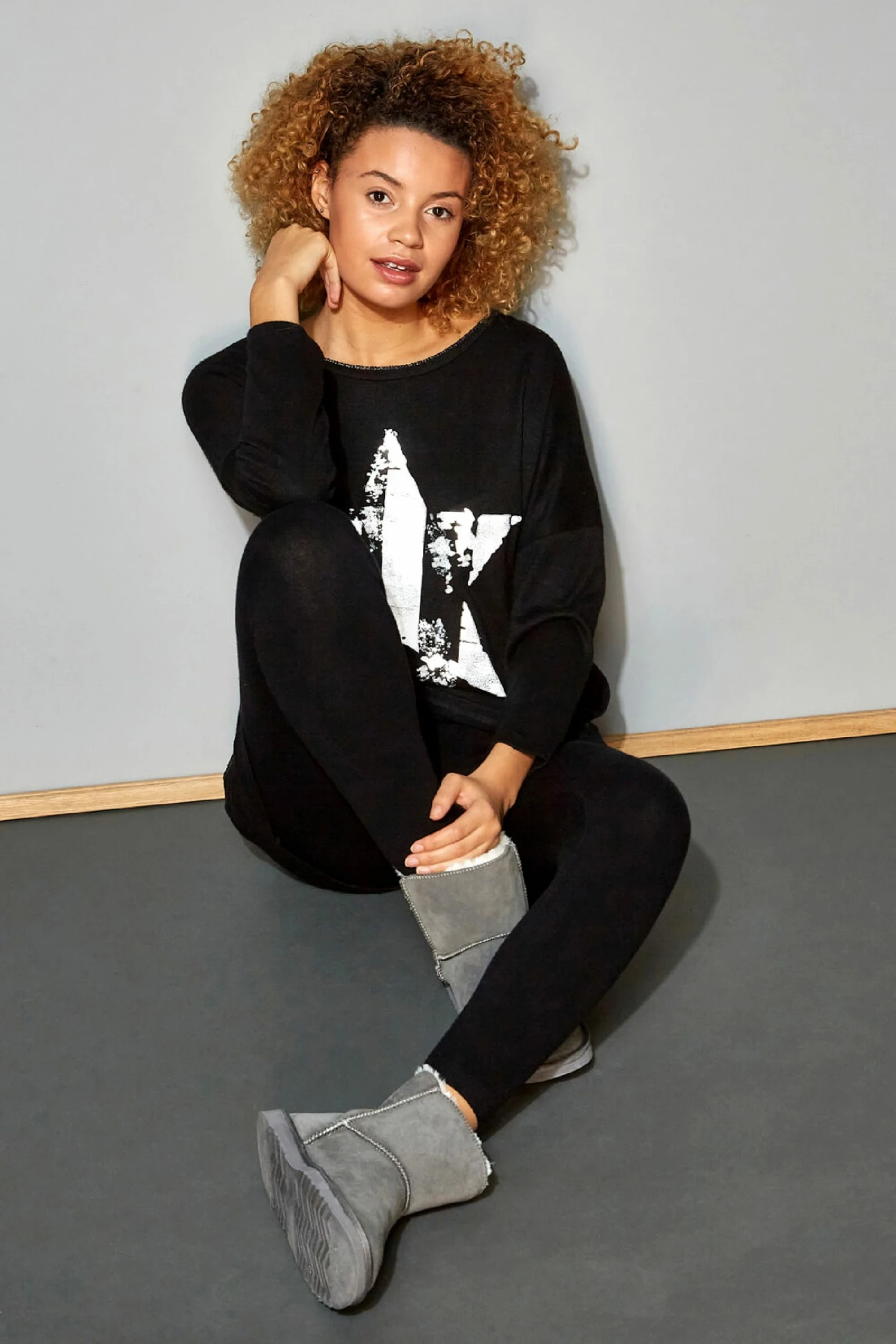 Roman Black Foil Star Tunic Lounge Jumper 6 Roman Black Foil Star Tunic Lounge Jumper - Image 4