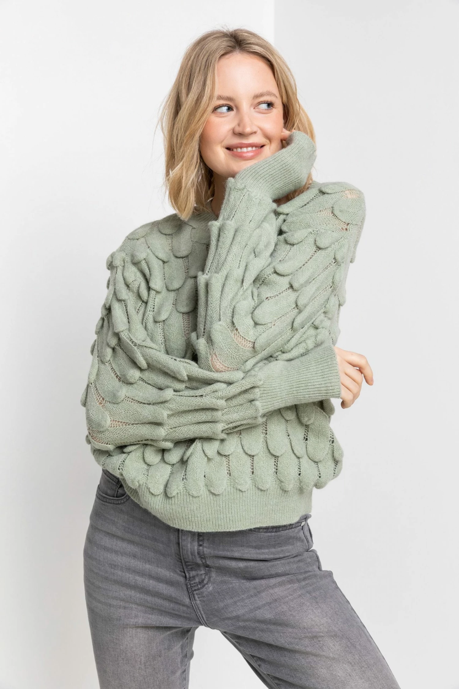 Roman Green Scallop Textured Knit Jumper 3 Roman Green Scallop Textured Knit Jumper