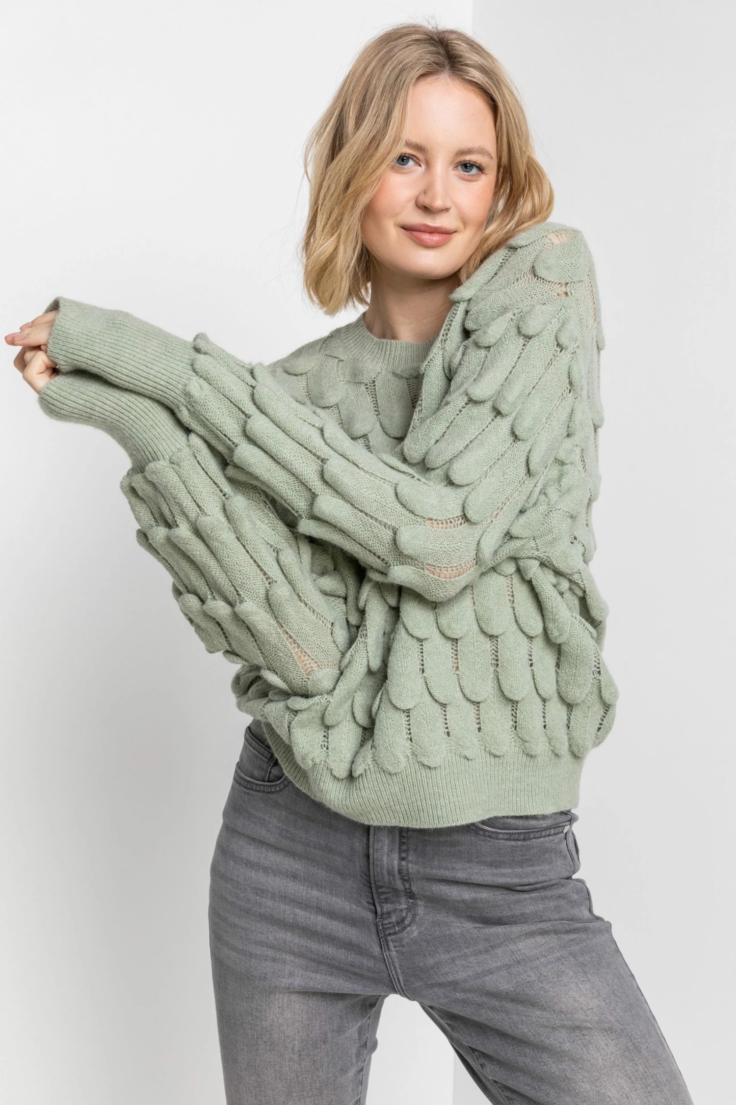 Roman Green Scallop Textured Knit Jumper 4 Roman Green Scallop Textured Knit Jumper - Image 2