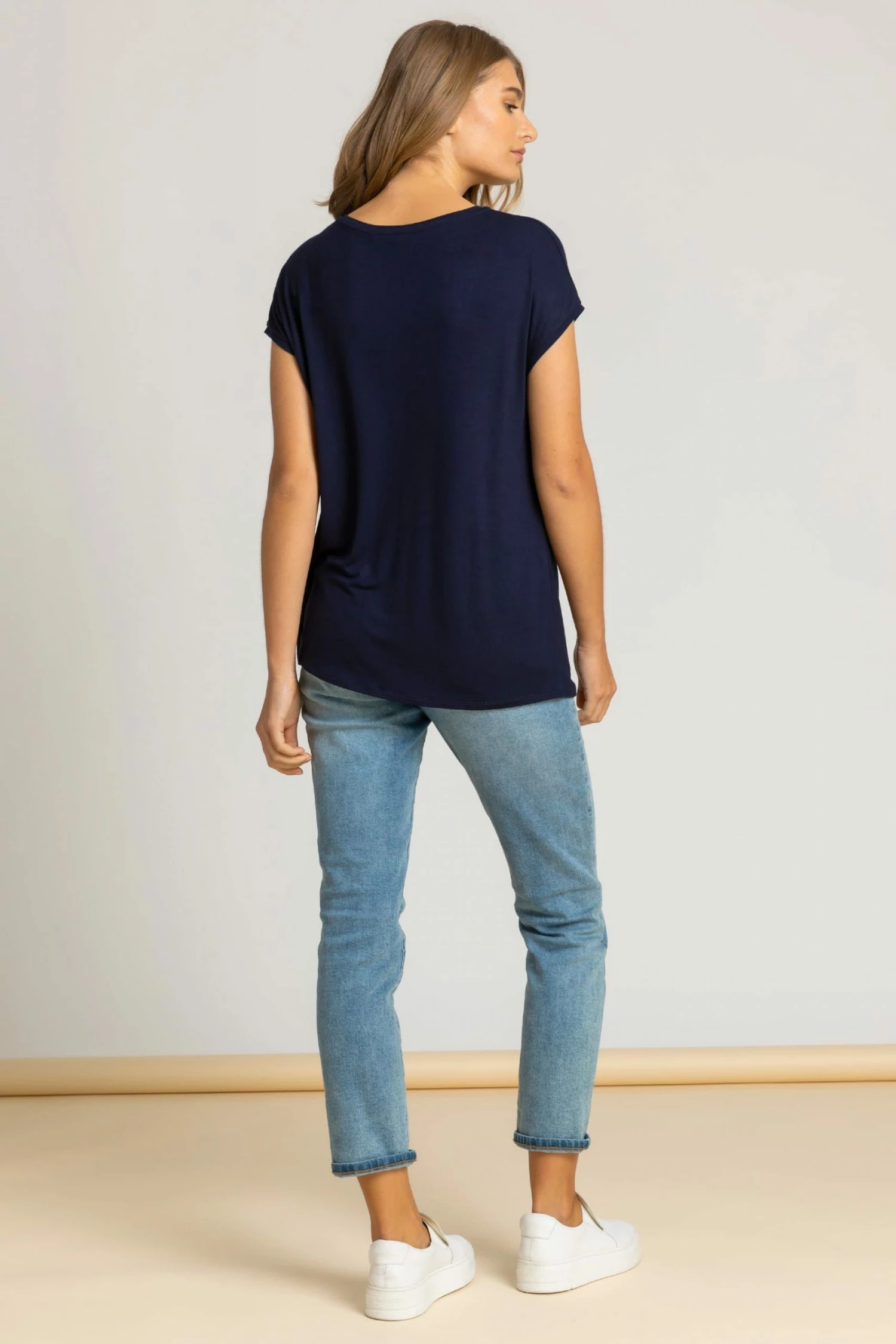 Roman Green Floral Heart Motif T-Shirt 3 Roman Green Floral Heart Motif T-Shirt - Image 2