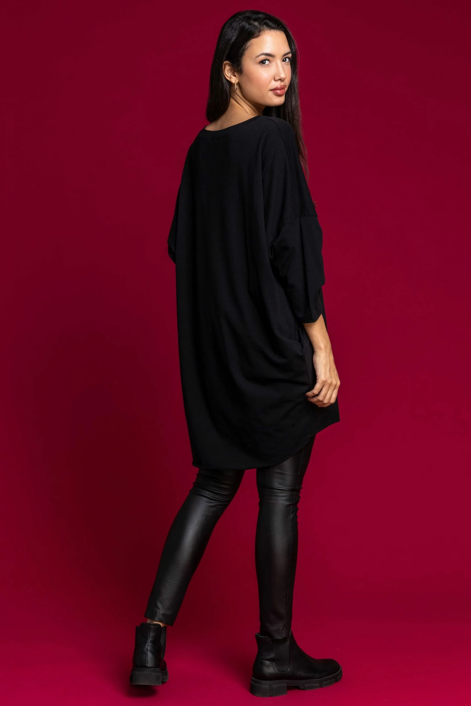 Roman Black One Size Foil Heart Print Lounge Top 6 Roman Black One Size Foil Heart Print Lounge Top - Image 4