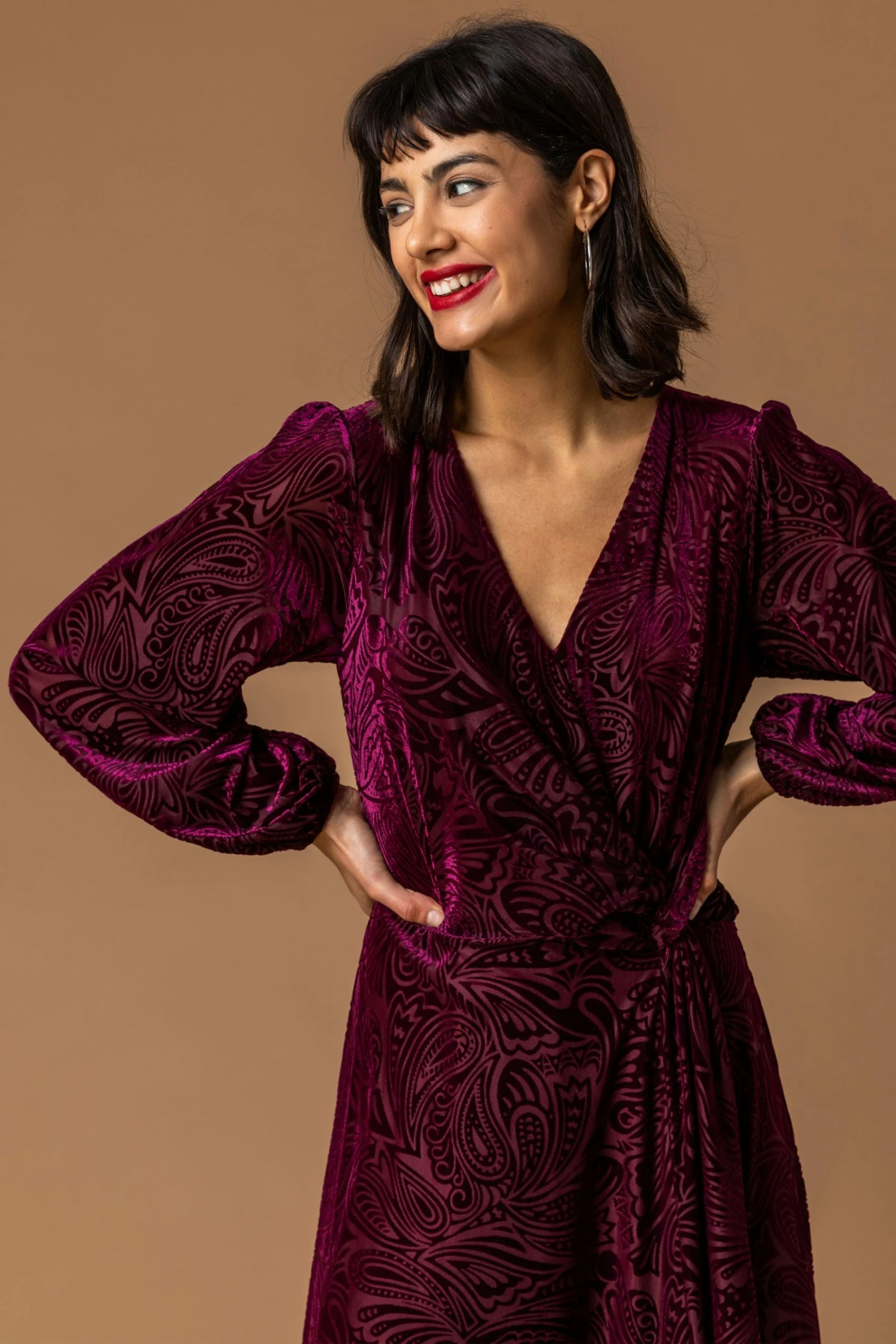 Roman Purple Baroque Print Burnout Dress 6 Roman Purple Baroque Print Burnout Dress - Image 4